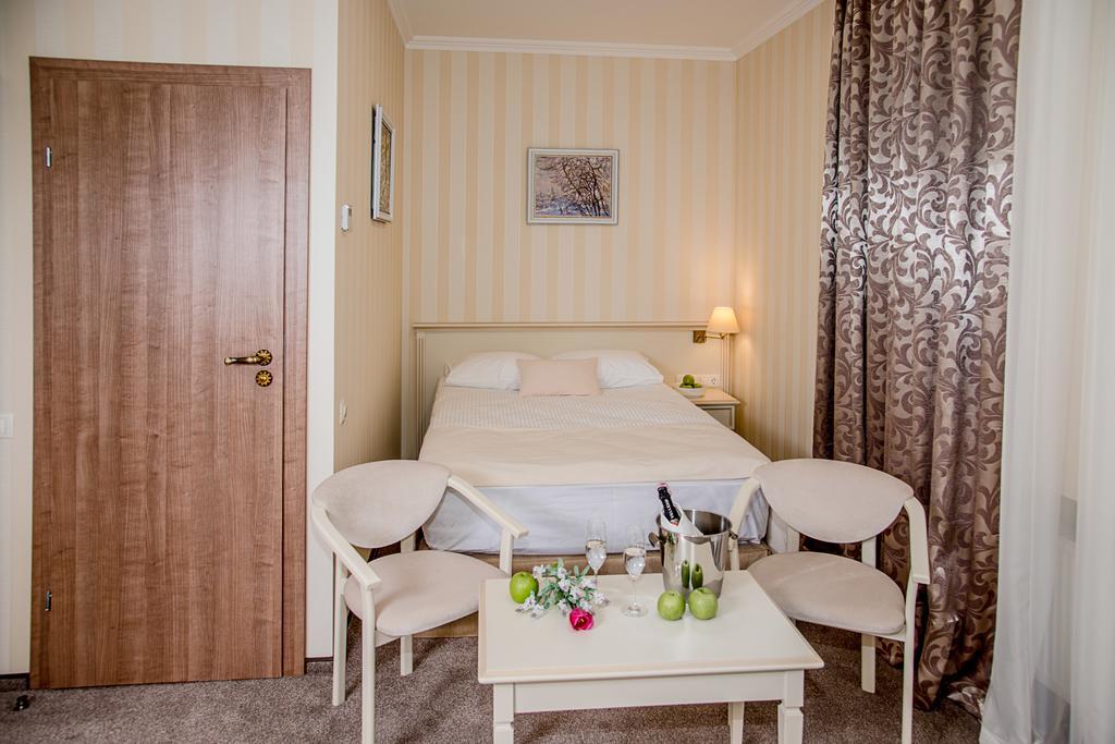 Pletnevskiy Inn Charkiw Exterior foto
