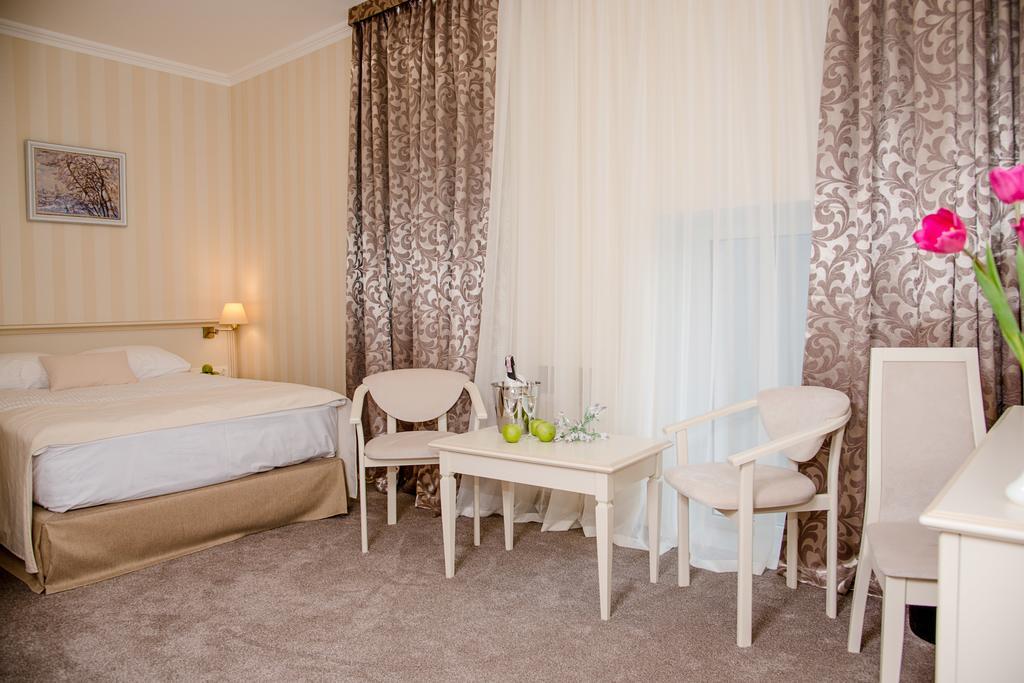 Pletnevskiy Inn Charkiw Exterior foto